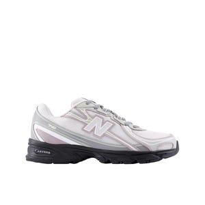 740 Unisex Sneakers - Silver