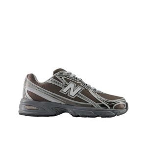 740 Unisex Sneakers - Brown