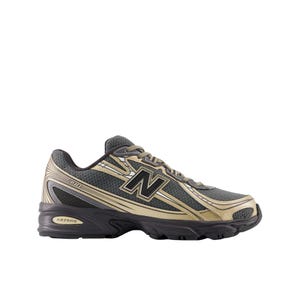 740 Unisex Sneakers Shoes - Black